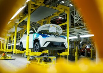 BYD inicia montagem de veículos elétricos no Brasil