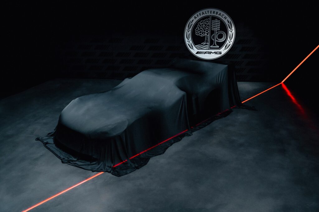 Mercedes-AMG prepara novo GT com motor V8