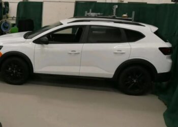 Dacia está a trabalhar num SUV coupé que vai chegar ao mercado em 2026