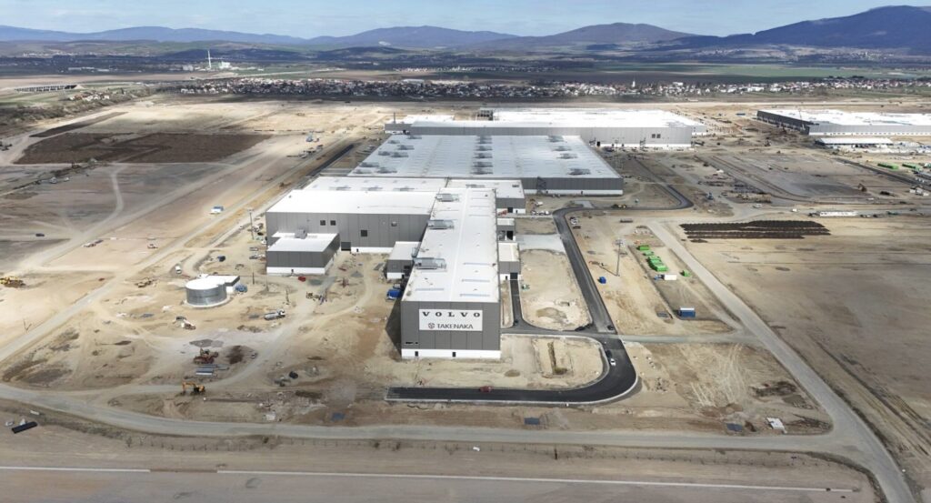 Volvo adia início da produção da nova fábrica na Eslováquia para 2027