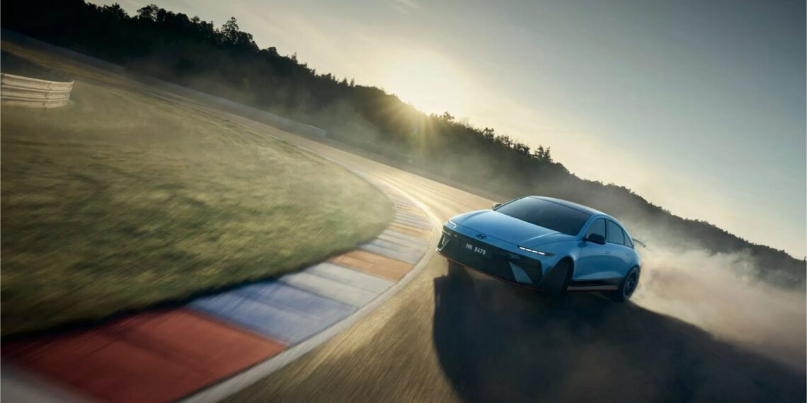 Hyundai Ioniq 6 N revelado com 641 cv e modo drift