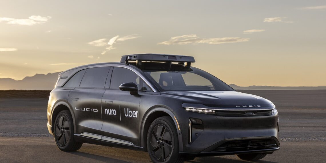 Uber investe na Lucid Motors para lançar robotáxis nos EUA