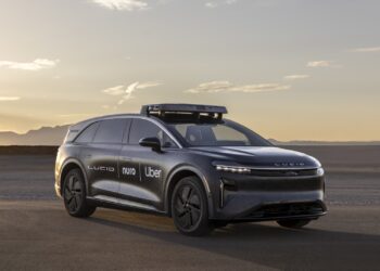 Uber investe na Lucid Motors para lançar robotáxis nos EUA