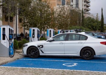 Mobi.E: carregamento de veículos elétricos aumentam 47% em junho