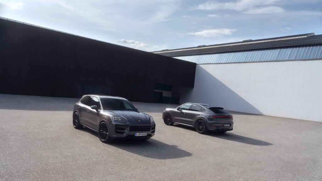 Porsche Taycan e Cayenne ganham série especial “Black Edition”