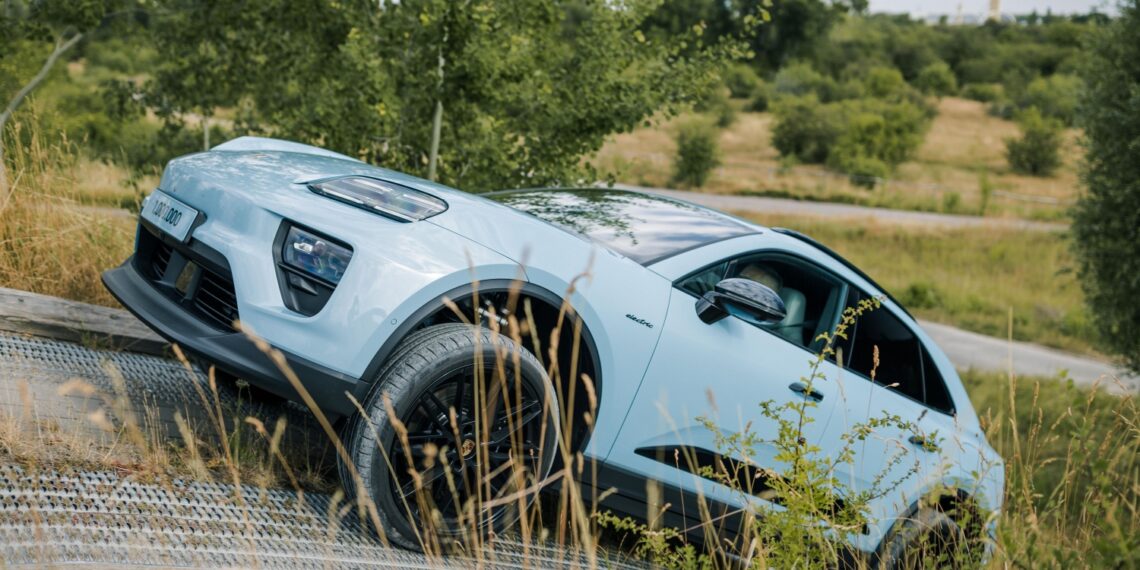 Porsche já produziu um milhão de unidades do Macan