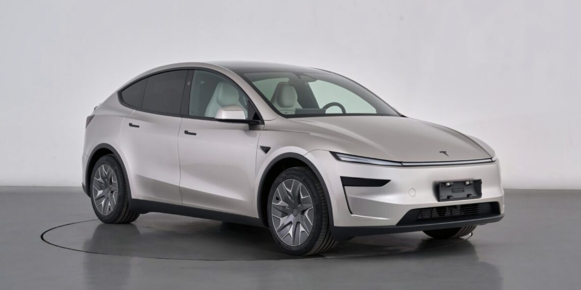 Model Y vai ganhar versão de seis lugares