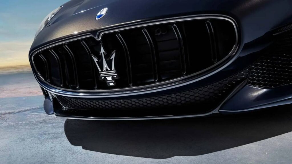 Maserati pode voltar a apostar num GT com caixa manual