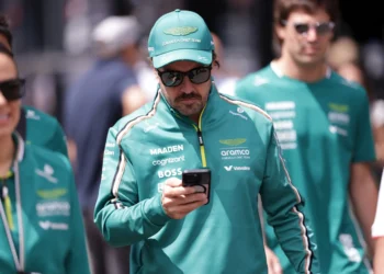 Fernando Alonso’s Back Injury Shakes F1: Doubt Looms Over Hungarian Grand Prix