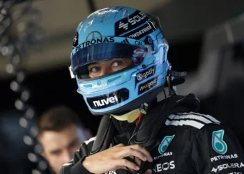 Mercedes‘ George Russell Roars to Overtake Max Verstappen: Can He Secure Podium Glory?