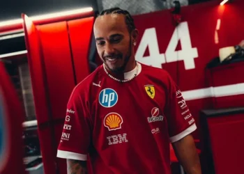 Lewis Hamilton’s Shocking Contract Clause Could Cripple Ferrari’s F1 Ambitions!