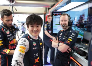 Tsunoda’s Disastrous Performance: Villeneuve Declares Him Verstappen’s Worst Teammate Ever!