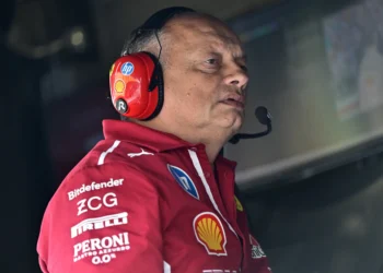 Ferrari’s Fred Vasseur Defies Pressure with Multi-Year Contract Amidst F1 Team Drama