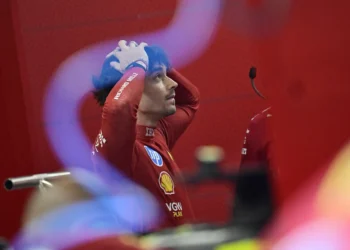 Leclerc Fights for Podium as McLaren Dominates: Ferrari’s Dramatic Battle for Silver!