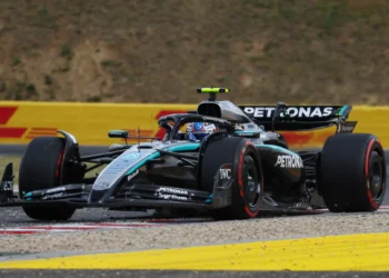 Mercedes Denies Crisis Meeting Amid F1 Struggles: Inside the High-Stakes Battle for Redemption