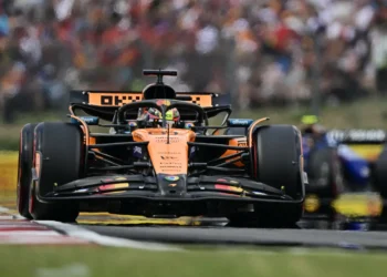 McLaren’s Shocking Defeat Revealed: Wind’s Vicious Grip Unleashed at Hungarian GP!