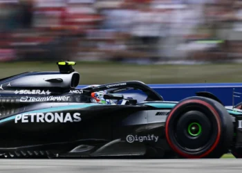 Mercedes Unveils Ambitious W16 Upgrade Strategy as F1 2025 Championship Battle Heats Up!