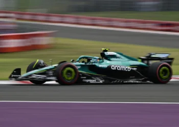 Aston Martin F1 Unleashes Bold Plan: Transforming into a Chaotic Innovation Powerhouse by 2026!