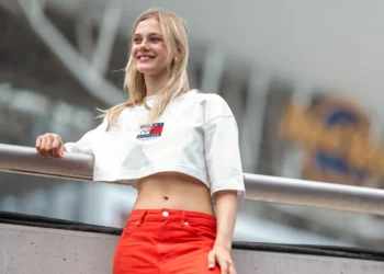 Ferrari Unveils Rising Star Alba Larsen’s Thrilling Promotion to F1 Academy for 2026!