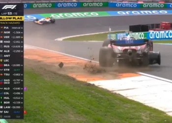 Chaos at F1 Dutch Grand Prix: Kimi Antonelli’s Shocking Crash Takes Out Ferrari Star Leclerc!