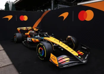 McLaren Secures Game-Changing $100 Million Deal with Mastercard as Title Sponsor for 2026!