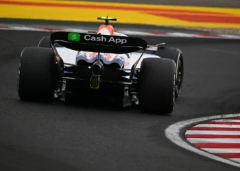 Lawson Triumphs Over Verstappen in Grand Style, Redefining F1 Dynamics for the Future