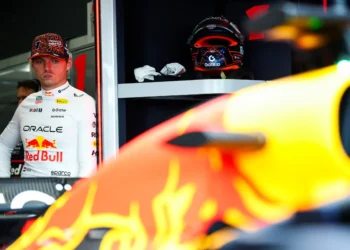 Verstappen Rallies Behind New Team Boss Mekies as Red Bull Faces Crucial Championship Shift