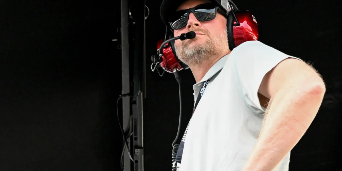 Dale Earnhardt Jr. Sounds Alarm: Shane van Gisbergen’s NASCAR Playoff Fate Hangs by a Thread!
