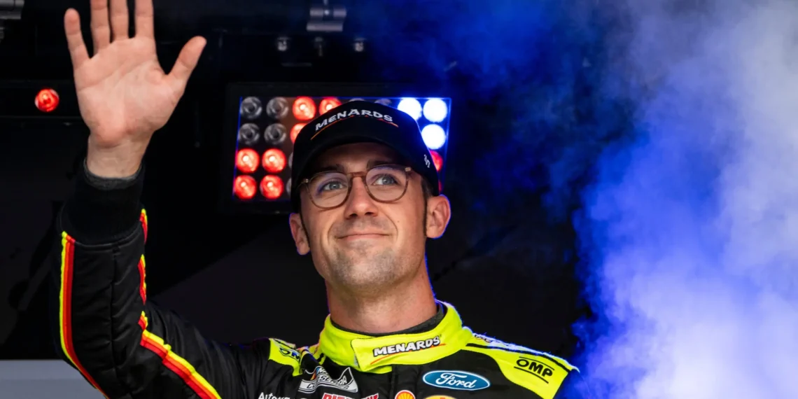 William Byron and Chase Elliott: The Intense Battle for NASCAR’s Regular Season Championship Heats Up!