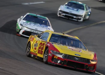 Logano’s Heartbreak: How Tire Troubles Cost Him Victory Amid Dillon’s Stunning Richmond Redemption
