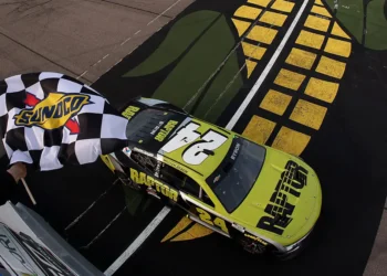 William Byron’s Epic Fuel-Saving Triumph at Iowa Speedway: Second Cup Win of the Season