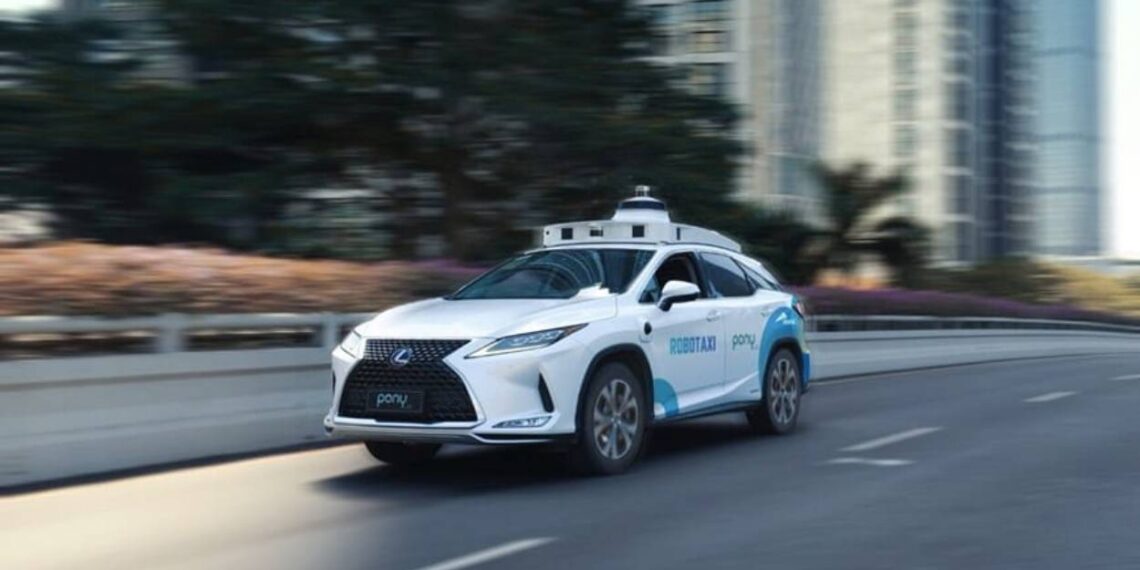 Nova marca de robotáxis testa nas estradas europeias