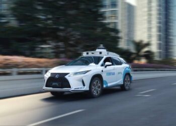 Nova marca de robotáxis testa nas estradas europeias