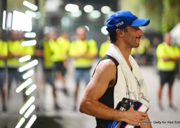 Daniel Ricciardo Sparks Motorsport Comeback Rumors After Ford Racing Announcement!