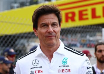Toto Wolff Declares McLaren’s Dominance a „Humiliation“ for F1 Rivals After Dutch GP Victory