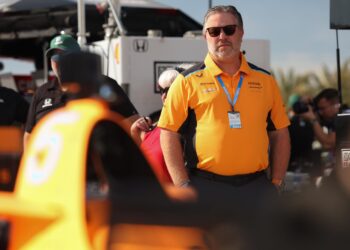 F1 Chief Zak Brown’s Fiery Quest to Oust Max Verstappen Ignites Title Battle Fury