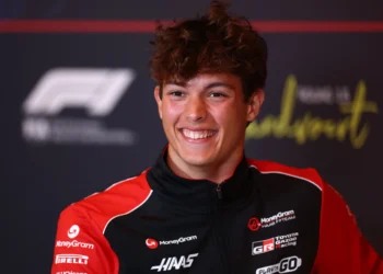 Oliver Bearman’s Bold Strategy to Avoid F1 Suspension: The High-Stakes Race for Redemption!