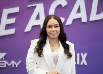 Injured F1 Academy Star Aiva Anagnostiadis Faces Surgery: A Journey of Resilience and Recovery!