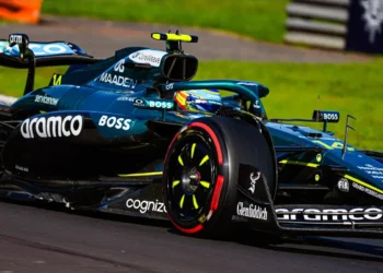 Alonso’s Shocking Monza Retirement: Debris Destroys Suspension in Heartbreaking Turn of Events!