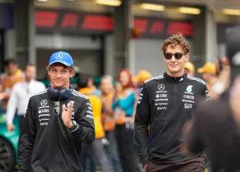 George Russell’s Mercedes Contract Delay: Unveiling the Shocking Truth Behind the Stalemate!