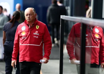 Ferrari’s Fred Vasseur Commends Kimi Antonelli’s Bold Apology After Devastating Crash with Leclerc