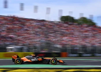 Piastri’s Controversial Sacrifice Sparks Fury: Would You Risk Everything for Victory?