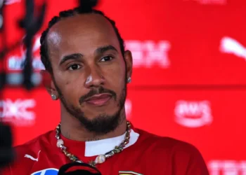 Hamilton’s Heartbreak: Shocking Tyre Misjudgment Leads to Devastating F1 Azerbaijan Qualifying Exit