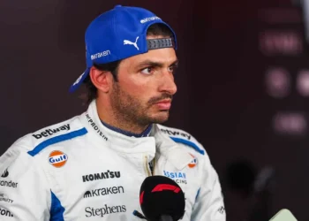 Carlos Sainz Shocks the World with Stunning P2 Qualifying at Azerbaijan Grand Prix!