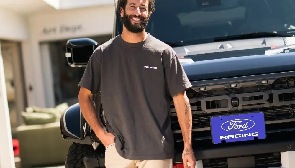 Daniel Ricciardo Announces Shocking Retirement from F1 Racing, Embraces New Role with Ford