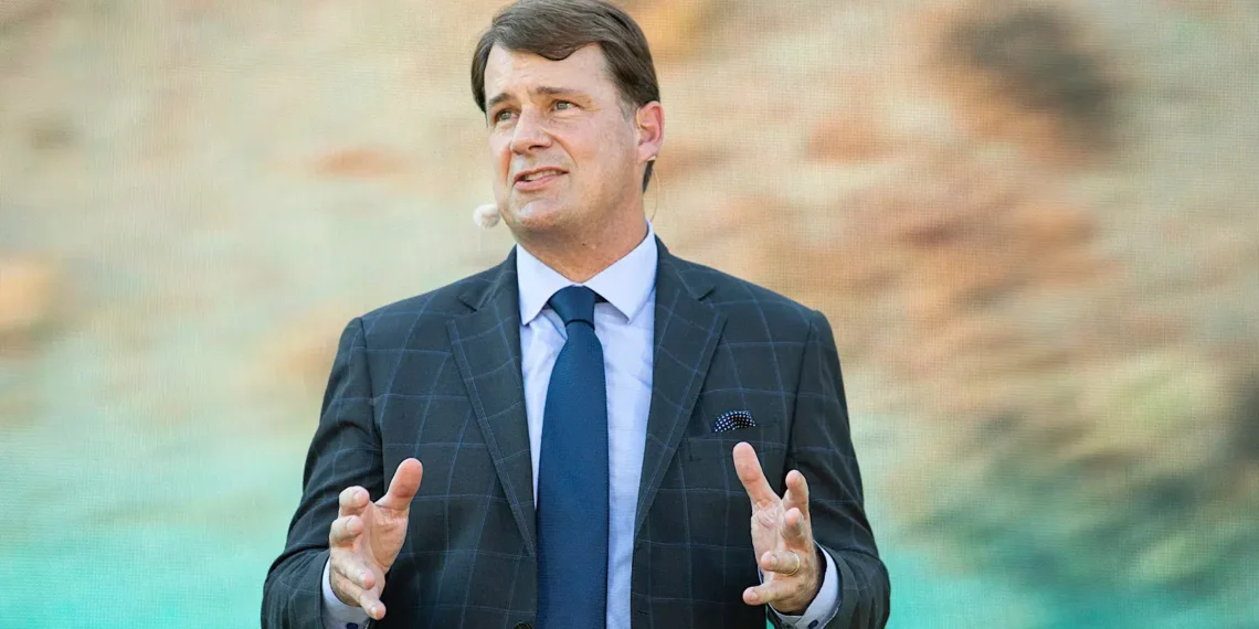 Ford CEO Applauds Red Bull’s Bold Management Shake-Up as Racing Power Shift Looms!