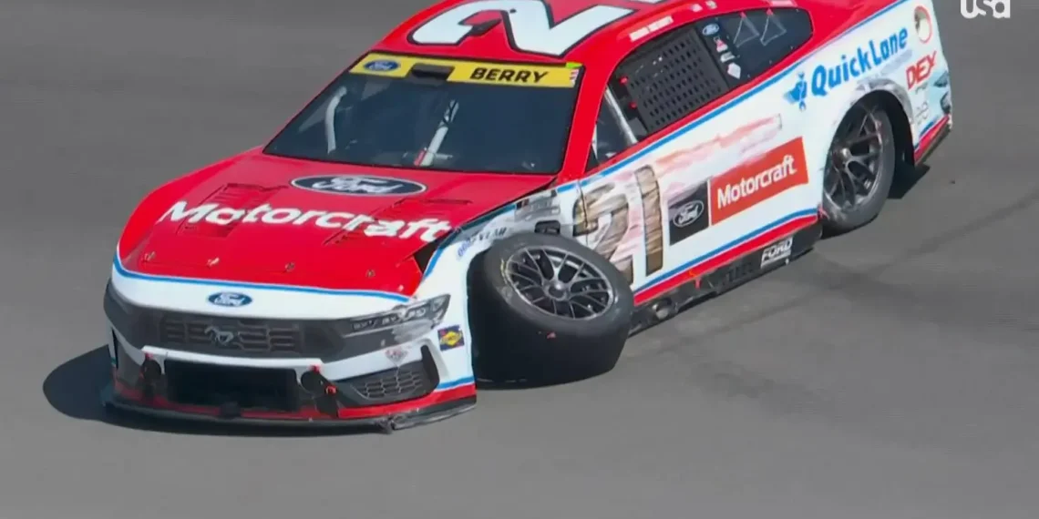 VIDEO – Chase Elliott’s Shocking Collision with Josh Berry Sparks Outrage: Playoff Drama Unfolds!