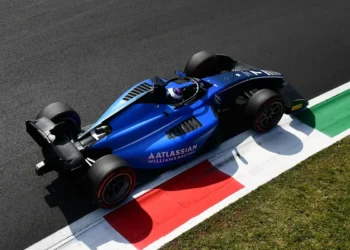Monza Madness: Luke Browning Claims Pole in Thrilling F2 Qualifying Chaos!