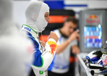 Liam Lawson Slams Carlos Sainz for ‘Mouthing Off’ After Controversial F1 Clash in Zandvoort