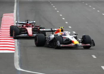 Liam Lawson Shatters Expectations with Stunning 5th Place Finish in Azerbaijan Grand Prix!